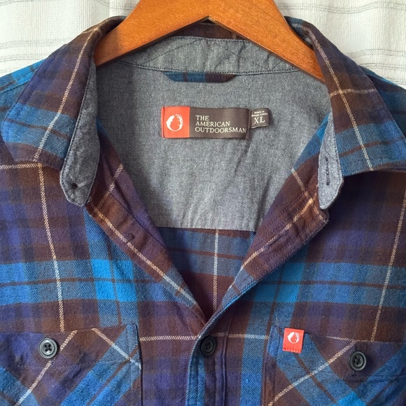 ❄️WINTER SALE❄️Plaid Flannel Shirt - Picture 1 of 7